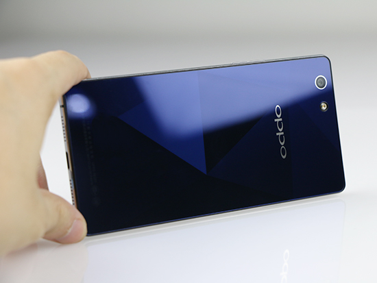 璀璨致美顏值爆表，OPPO R1C體驗評測