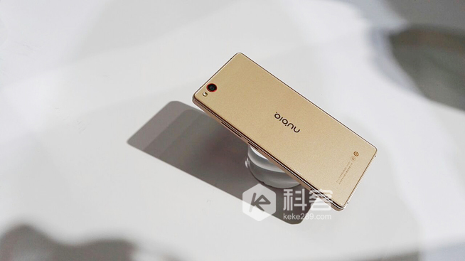 無邊框旗艦發(fā)布，nubia Z9現(xiàn)場實拍