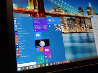 微軟：Windows 10將通過閃存盤向用戶銷售?