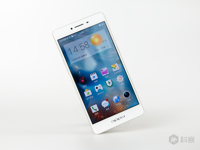 長續(xù)航配搭閃充的完美結(jié)合：OPPO R7s評測