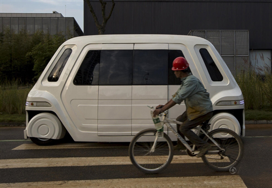 萬科試水無人車：外形科幻 已上路試用！