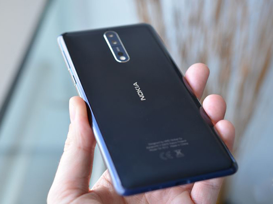 誰是驍龍835旗艦之王？Nokia 8：不服跑個分唄！