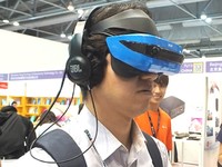 宏碁Windows VR頭顯首秀：Win10 VR要玩大逆襲？