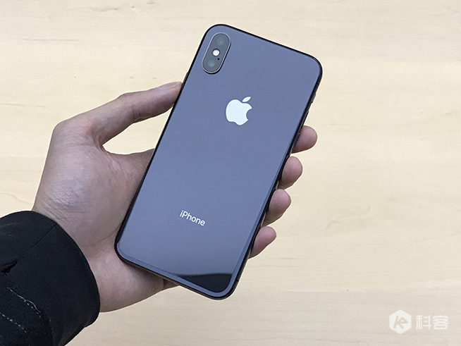 蘋果iPhone X上手體驗：全程驚艷，墨鏡難不倒面容ID