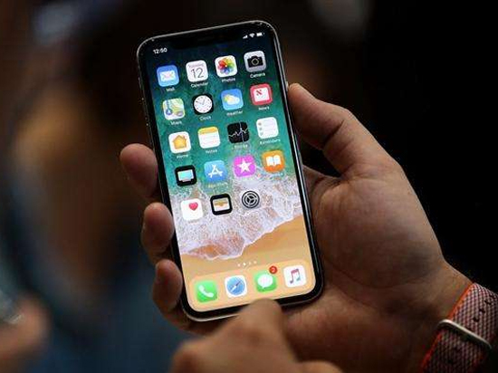 庫克躺槍果粉怒了：現(xiàn)貨模式居然還是買不到iPhone X？