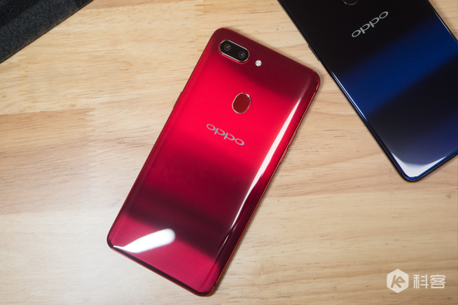 OPPO R15夢鏡紅體驗評測：顏值再升級 夜拍更出眾