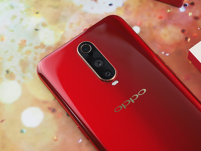 出道即爆款 OPPO R17新年版成全價位段冠軍