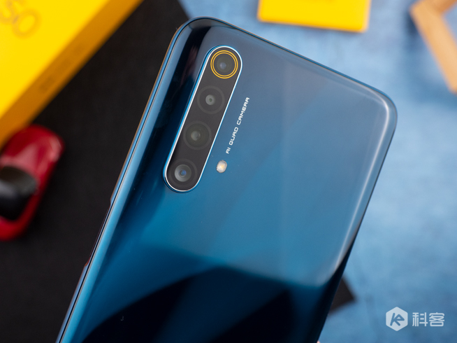 realme X50 5G開箱上手：120Hz暢速屏?雙模5G新機好選擇