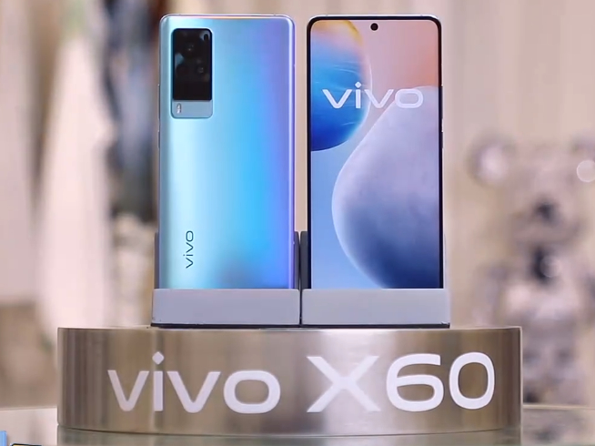 vivo X60系列真機亮相：三星強芯+微云臺加持 延續標志性設計