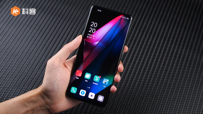 OPPO Find X3 Pro上手：全鏈路10bit！新設(shè)計打幾分？